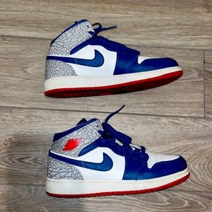 Jordan 1 mid true blue 2013